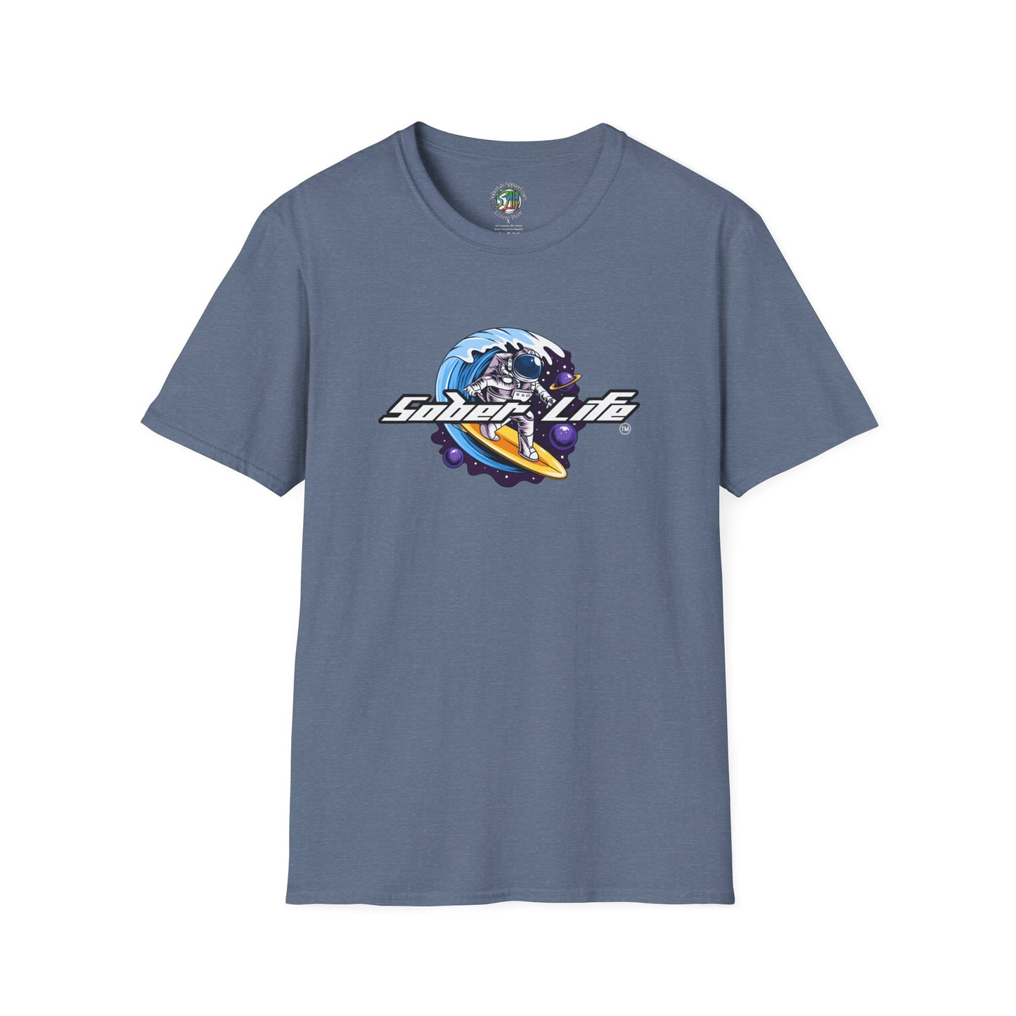 astro surf 2 - Unisex Softstyle T-Shirt