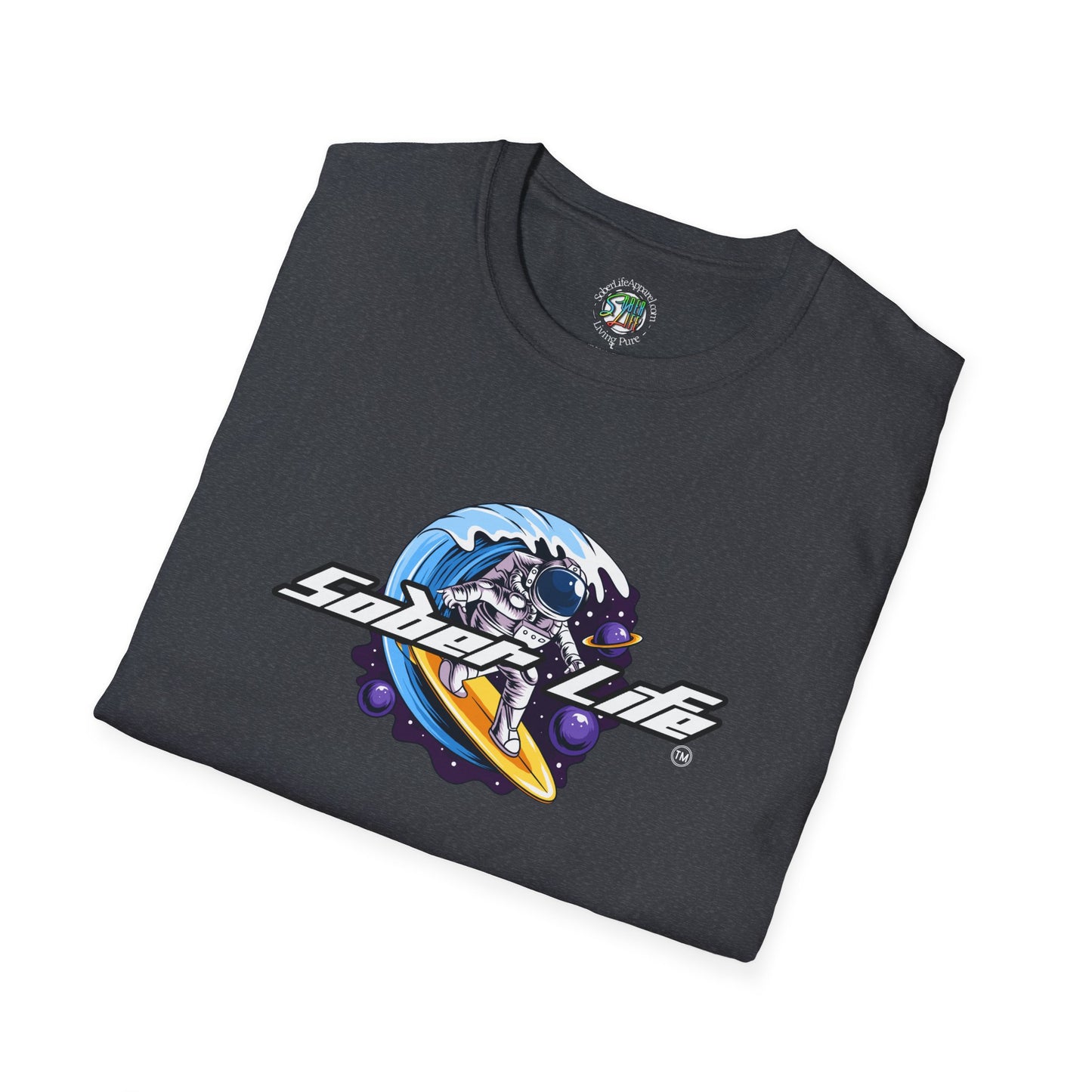 astro surf 2 - Unisex Softstyle T-Shirt